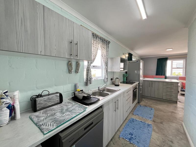 5 Bedroom Property for Sale in Dwarskersbos Western Cape